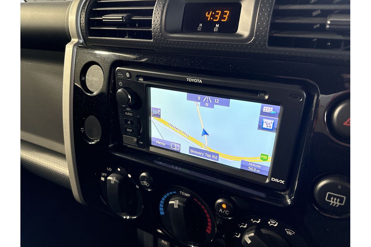 2012 Toyota FJ Cruiser GSJ15R