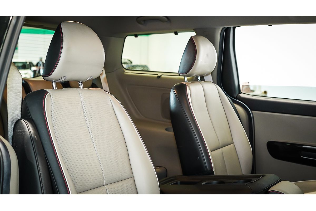 2019 Kia Carnival Platinum YP