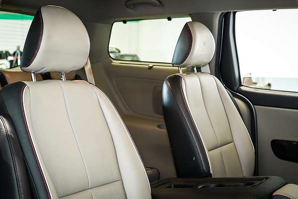 2019 Kia Carnival Platinum YP
