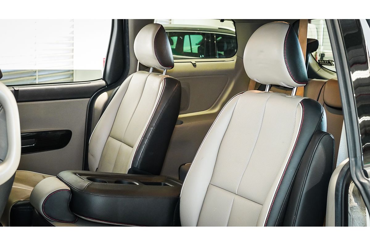 2019 Kia Carnival Platinum YP