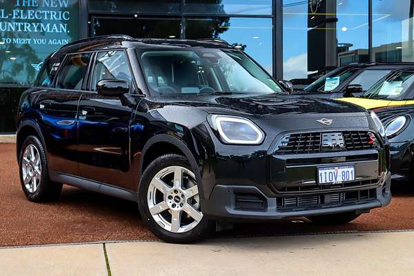 2024 MINI Countryman S Classic U25