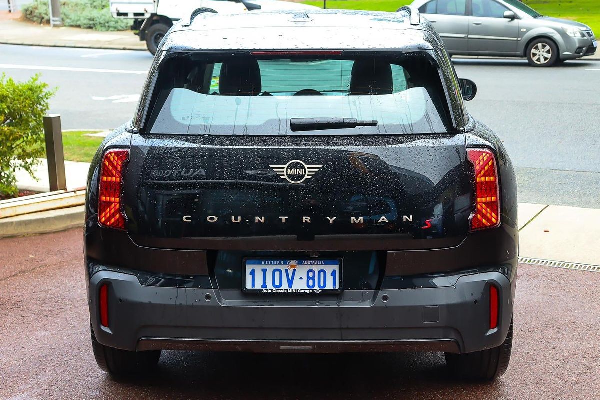 2024 MINI Countryman S Classic U25