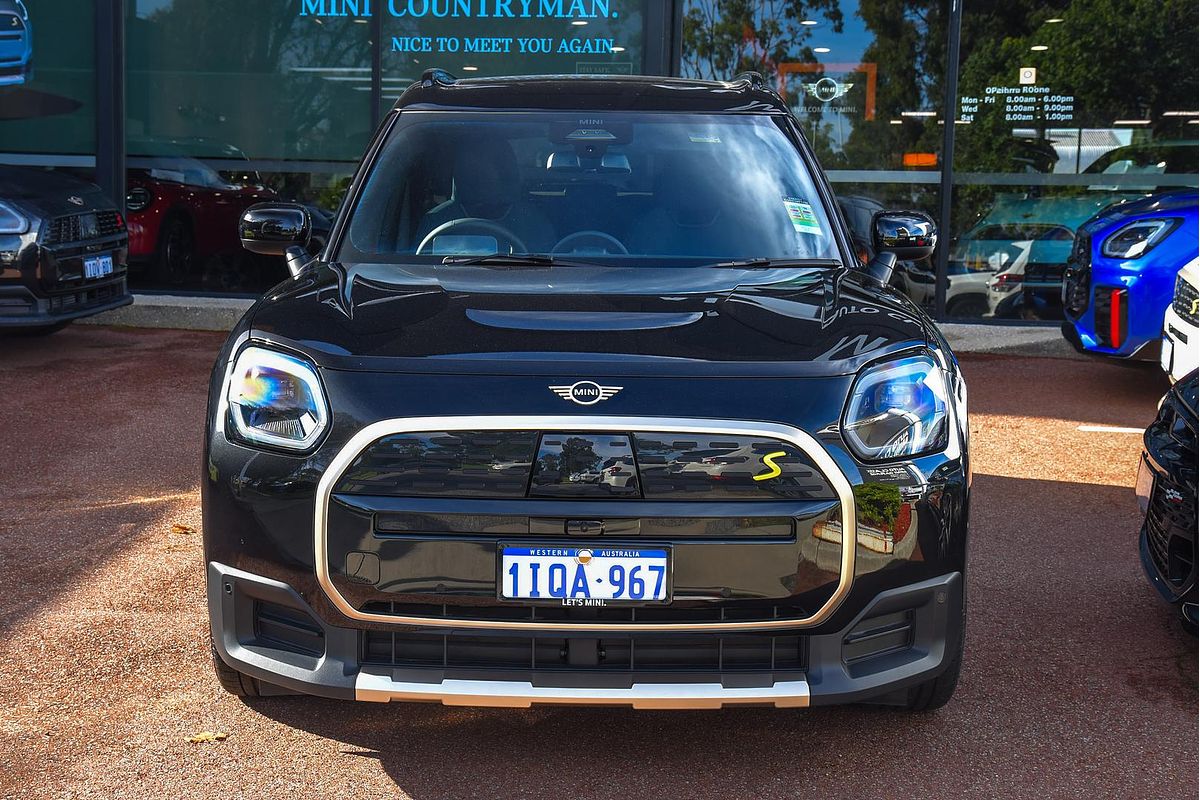 2024 MINI Countryman SE Favoured U25