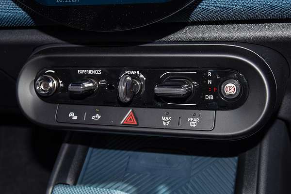 2024 MINI Countryman SE Favoured U25