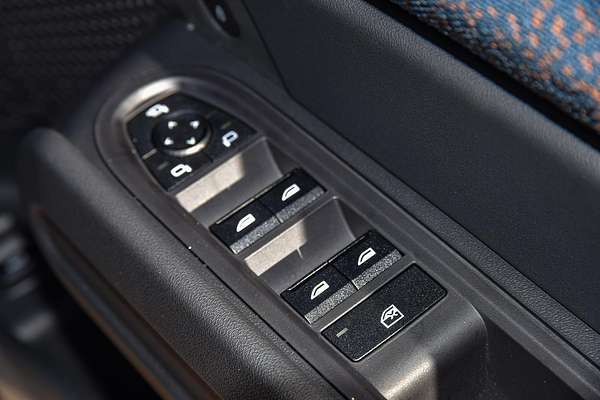 2024 MINI Countryman SE Favoured U25