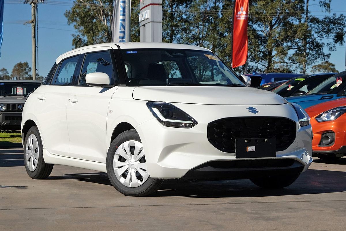2025 Suzuki Swift Hybrid UZ