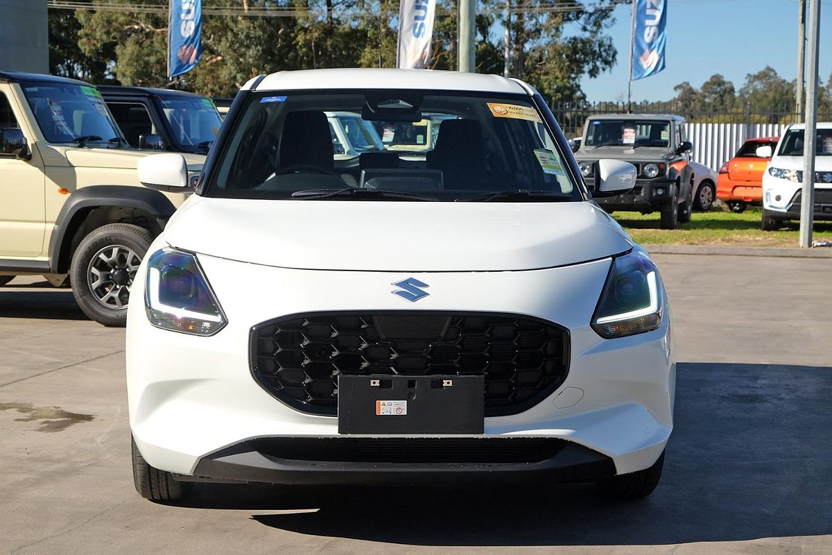 2025 Suzuki Swift Hybrid UZ