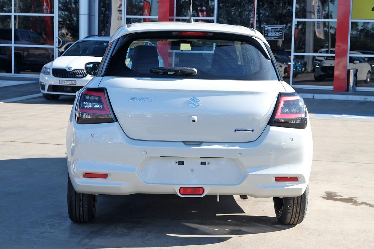 2024 Suzuki Swift Hybrid UZ