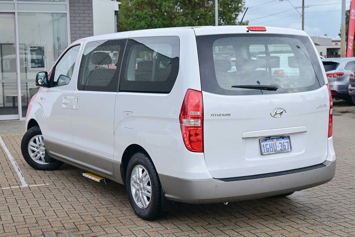 2017 Hyundai iMax TQ3-W Series II
