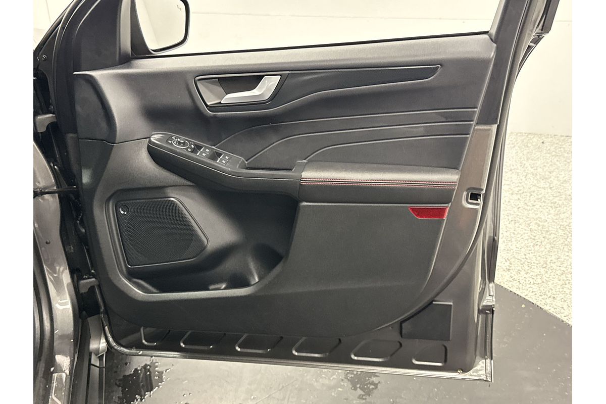 2023 Ford Escape ST-Line ZH