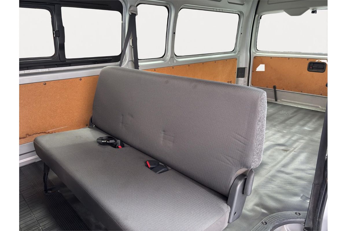 2017 Toyota Hiace Van DX Super Long 4WD