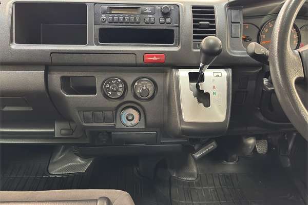 2017 Toyota Hiace Van DX Super Long 4WD