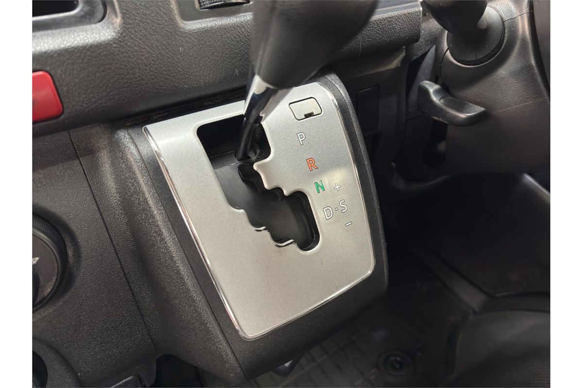 2017 Toyota Hiace Van DX Super Long 4WD