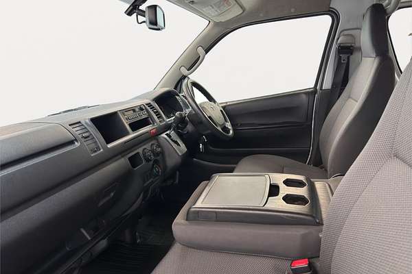 2017 Toyota Hiace Van DX Super Long 4WD