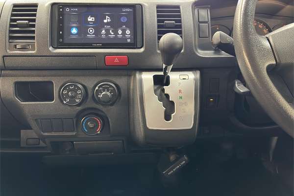 2017 Toyota Hiace DX 4WD