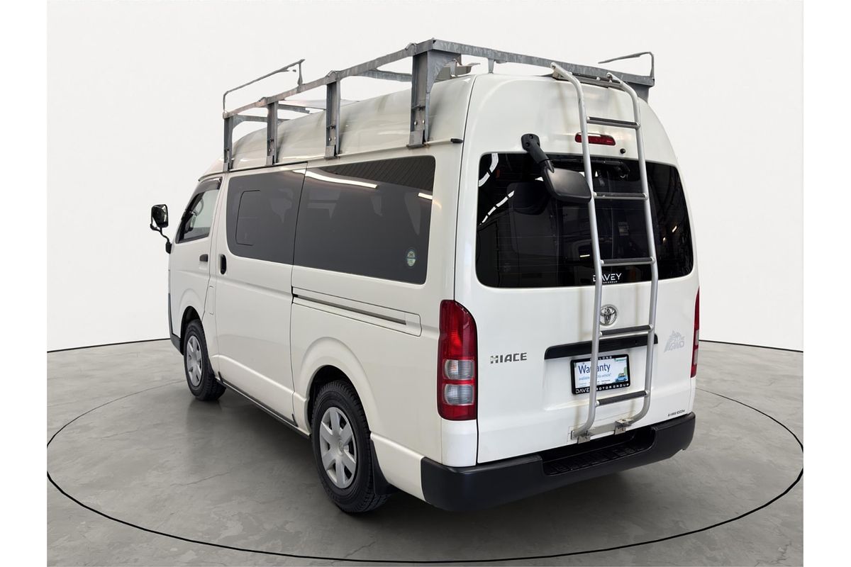 2017 Toyota Hiace DX 4WD