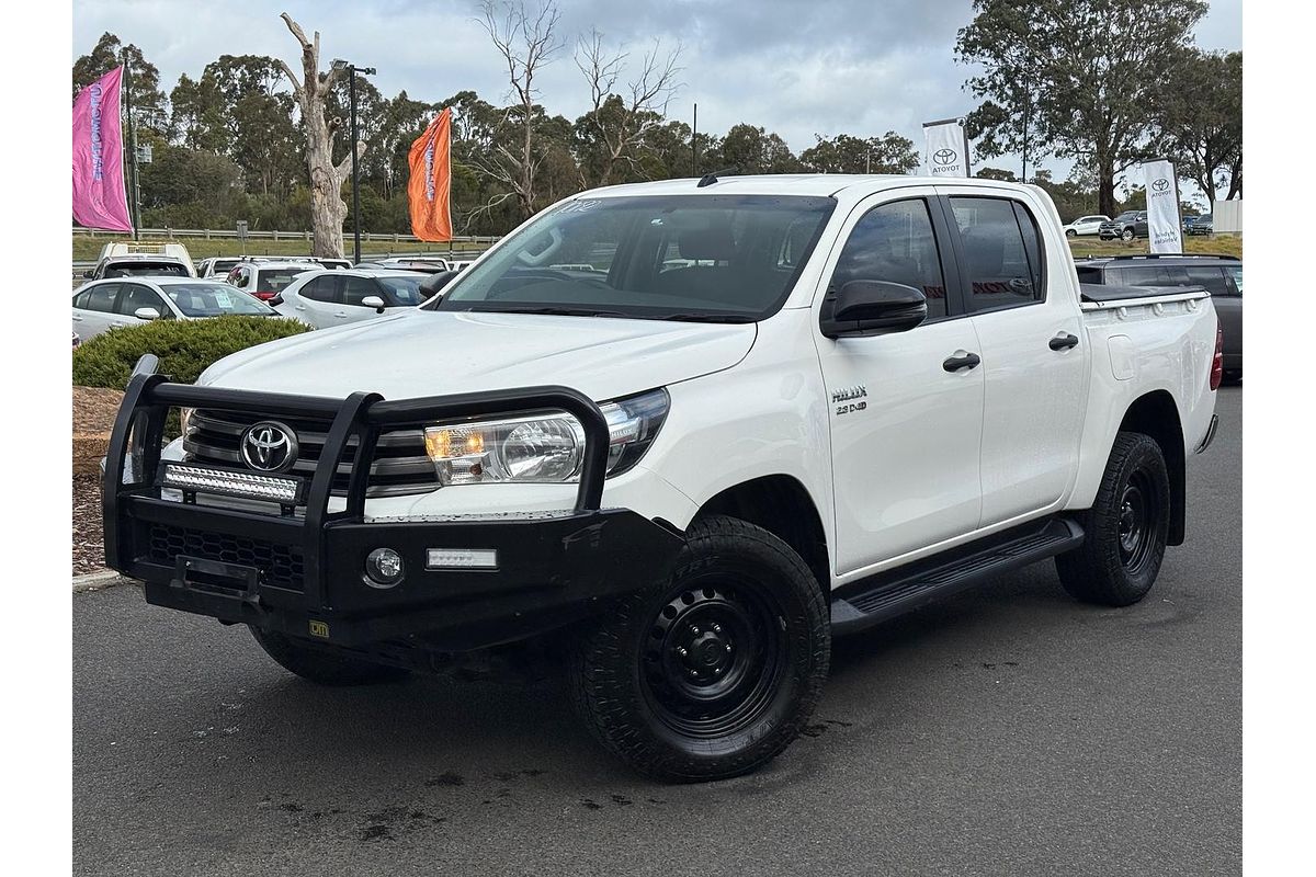 2018 Toyota Hilux SR GUN126R 4X4