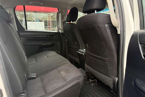 2018 Toyota Hilux SR GUN126R 4X4