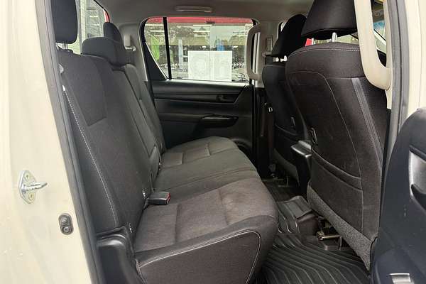 2018 Toyota Hilux SR GUN126R 4X4