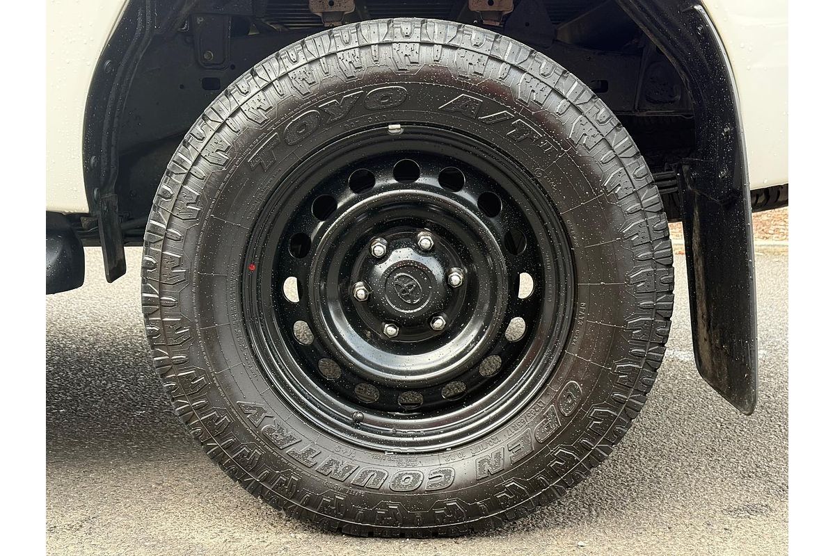 2018 Toyota Hilux SR GUN126R 4X4