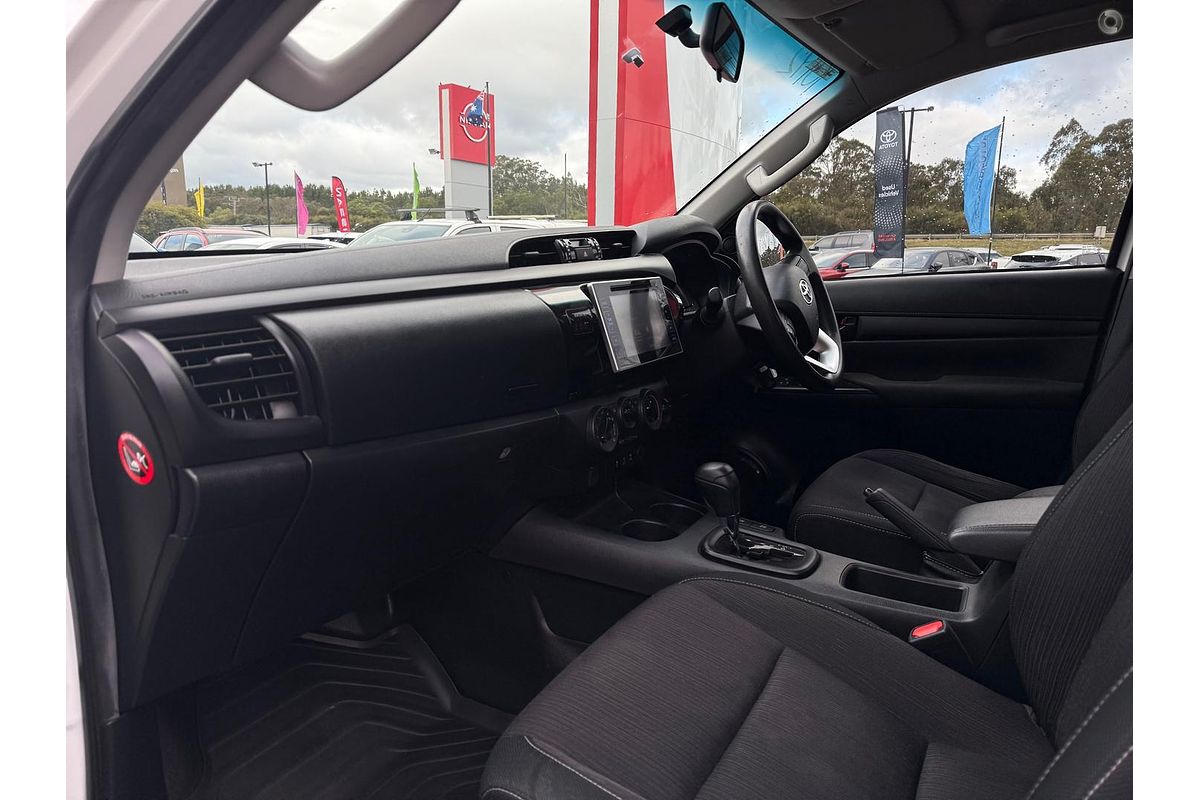 2018 Toyota Hilux SR GUN126R 4X4