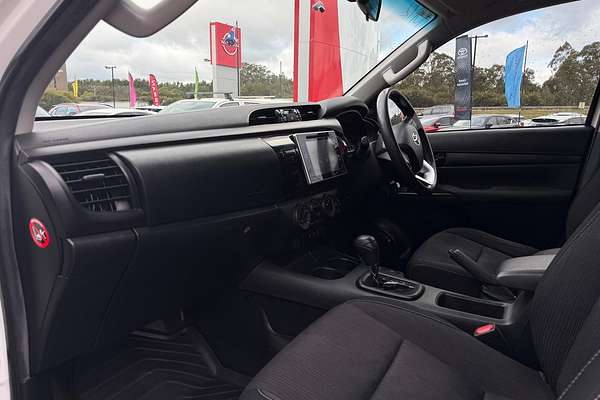 2018 Toyota Hilux SR GUN126R 4X4