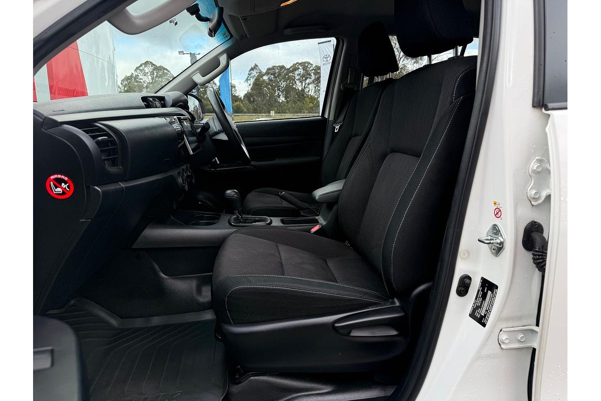2018 Toyota Hilux SR GUN126R 4X4