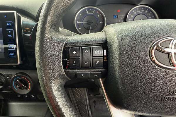 2018 Toyota Hilux SR GUN126R 4X4