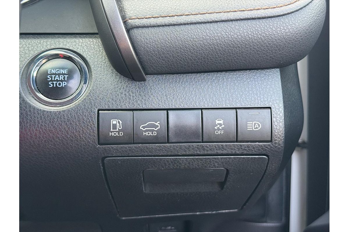 2018 Toyota Camry Ascent Sport ASV70R