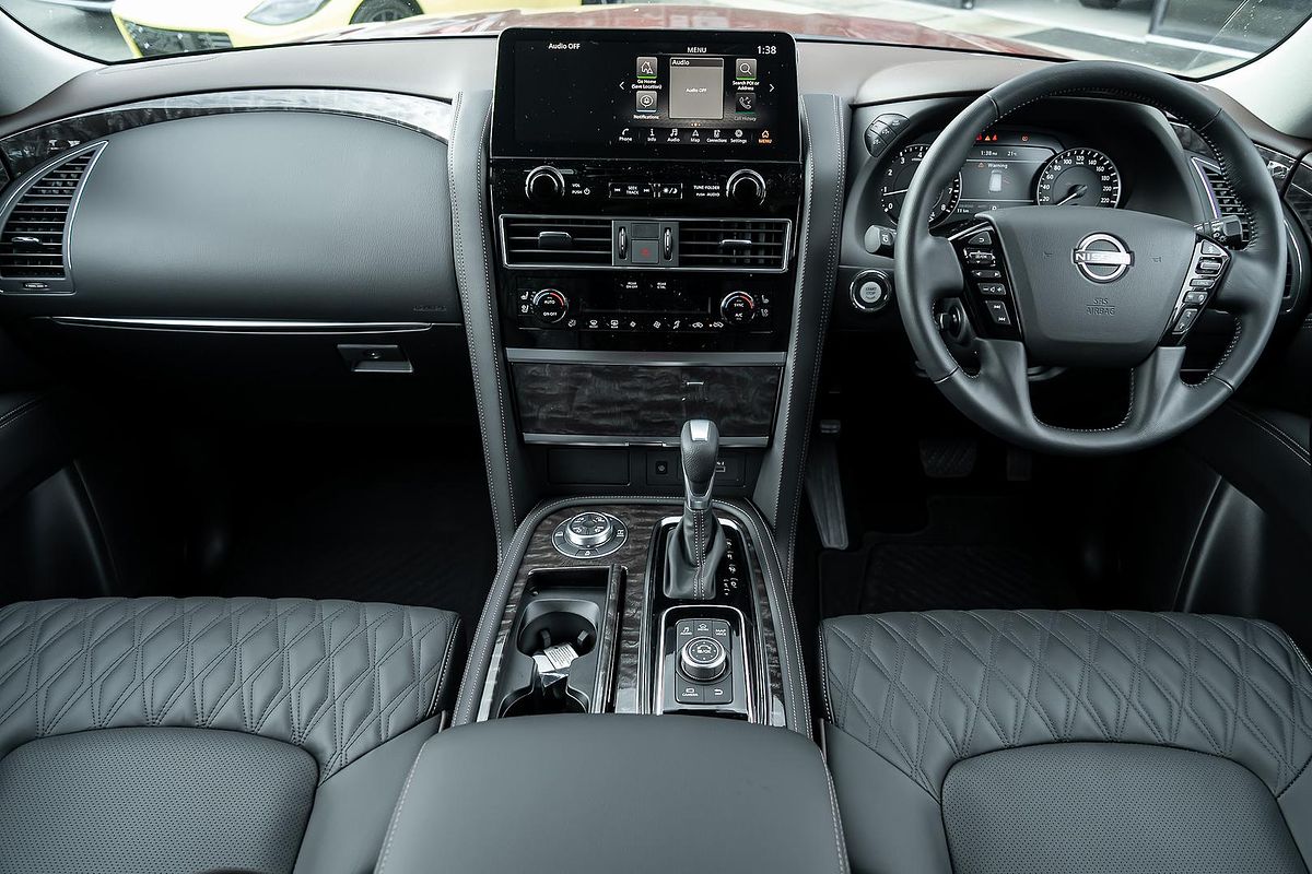 2025 Nissan Patrol Ti-L Y62