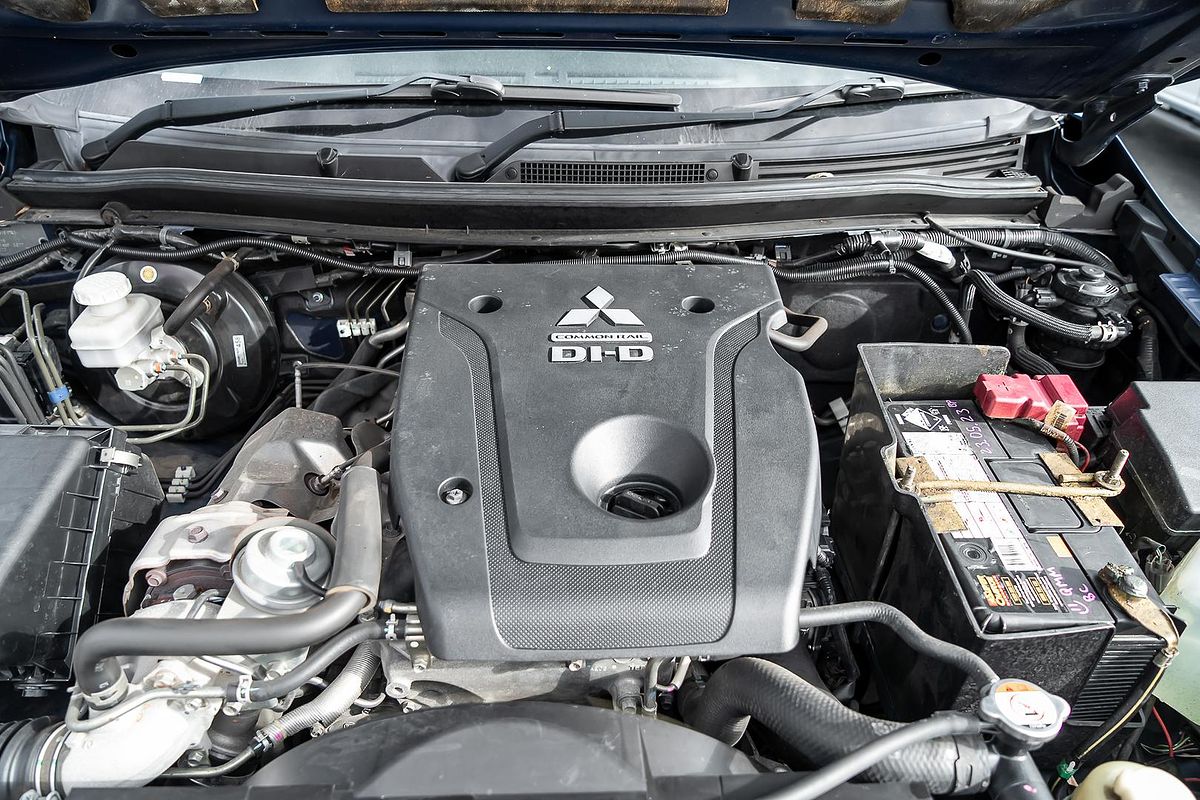 2017 Mitsubishi Triton Exceed MQ 4X4