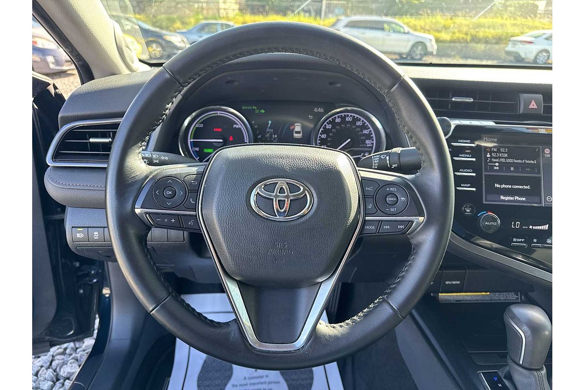 2020 Toyota Camry Hybrid XLE