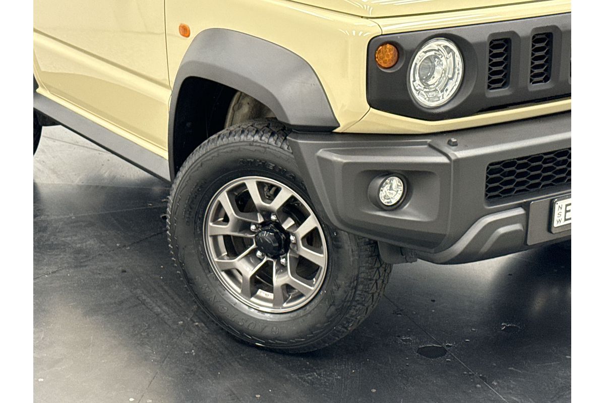 2023 Suzuki Jimny GLX GJ