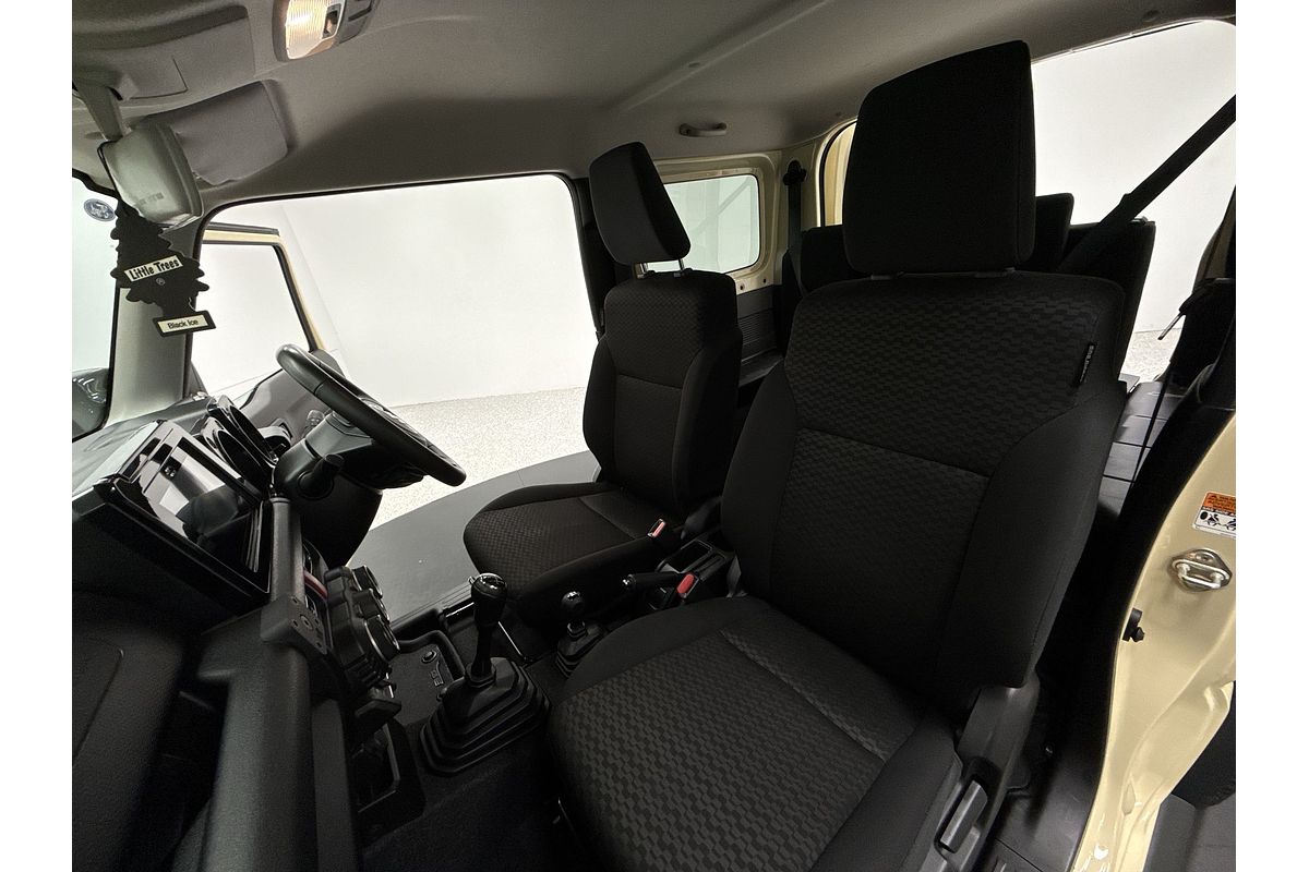 2023 Suzuki Jimny GLX GJ