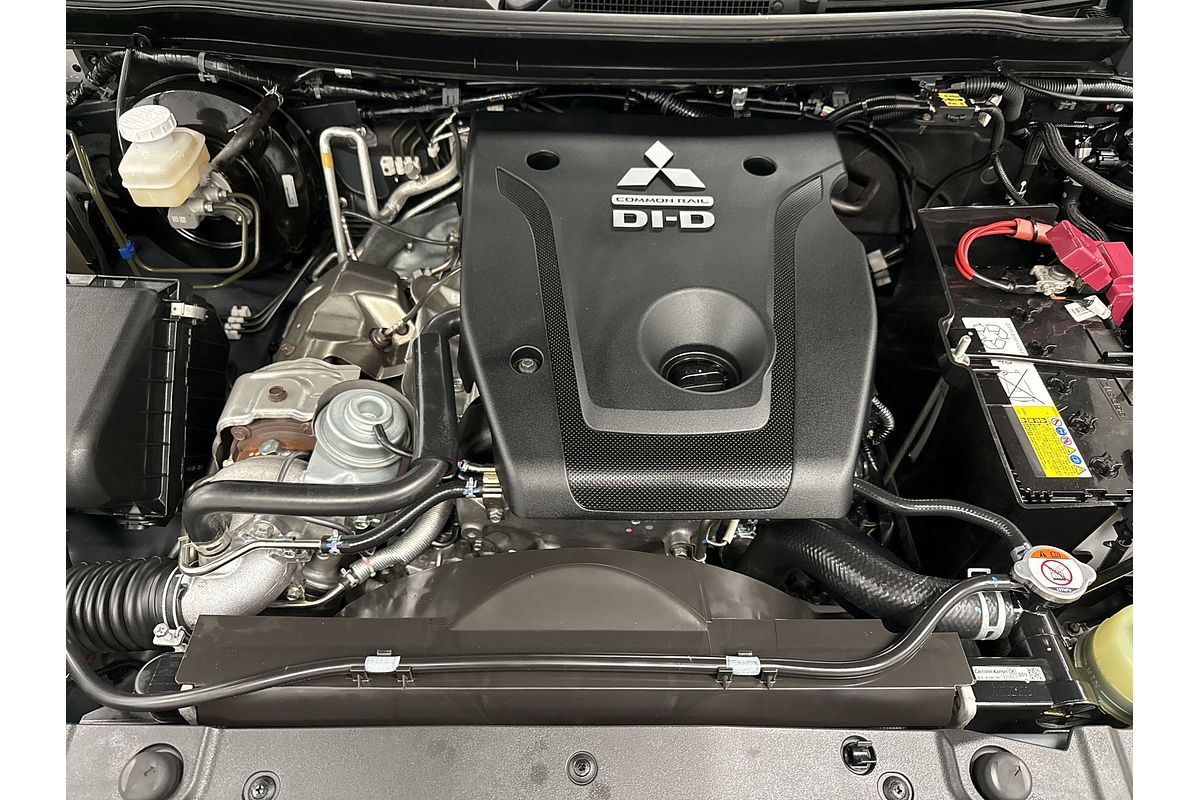 2022 Mitsubishi Pajero Sport Exceed QF