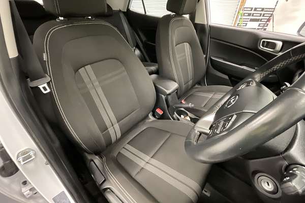 2019 Hyundai Venue Active QX