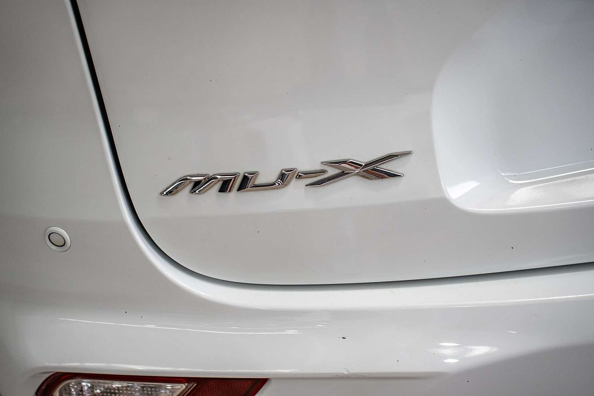 2021 Isuzu MU-X LS-M