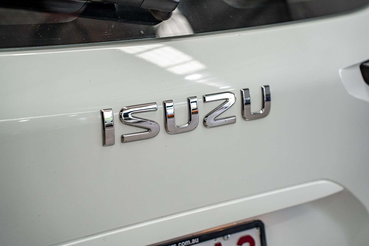 2021 Isuzu MU-X LS-M