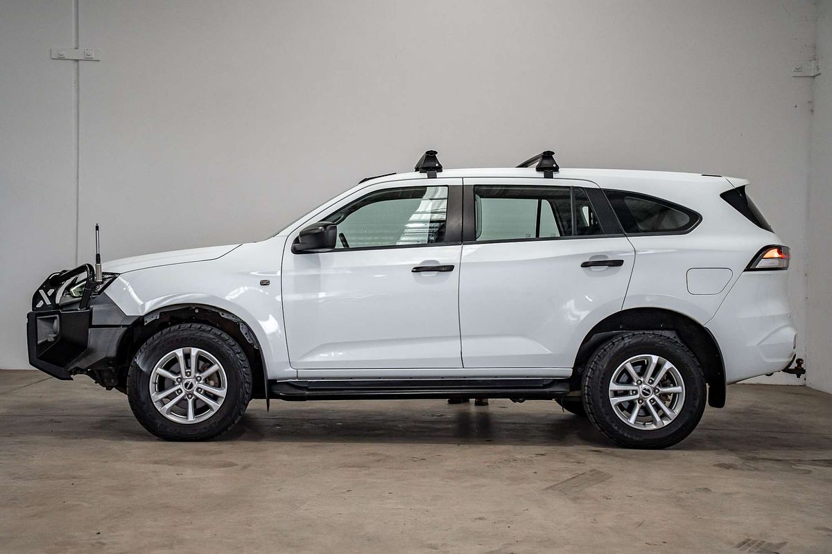 2021 Isuzu MU-X LS-M