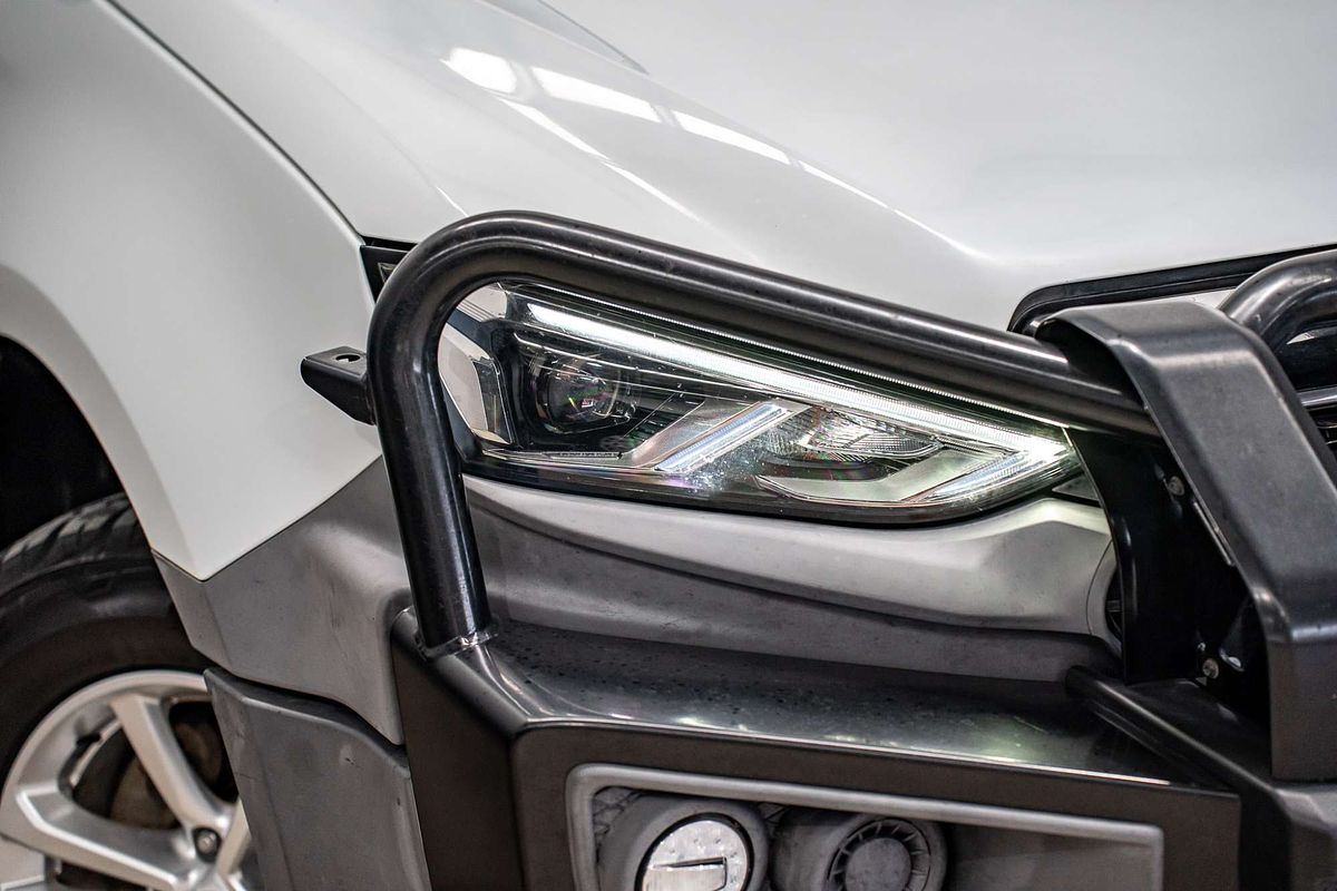 2021 Isuzu MU-X LS-M