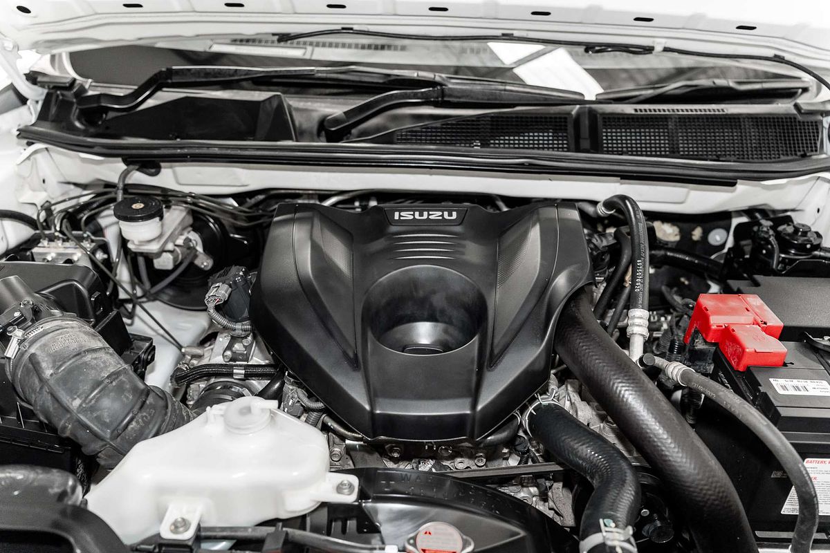2021 Isuzu MU-X LS-M