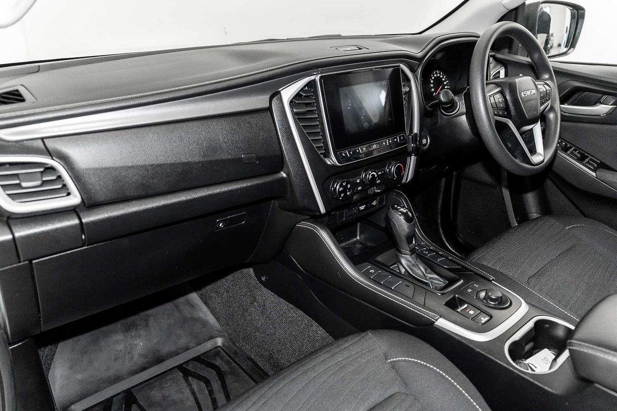 2021 Isuzu MU-X LS-M