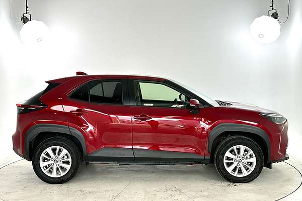 2024 Toyota Yaris Cross GXL MXPJ10R