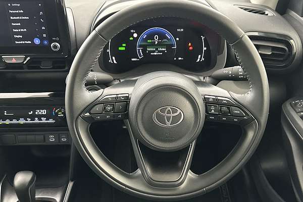 2024 Toyota Yaris Cross GXL MXPJ10R