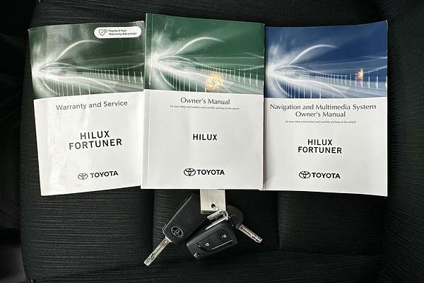 2022 Toyota Hilux SR GUN126R 4X4
