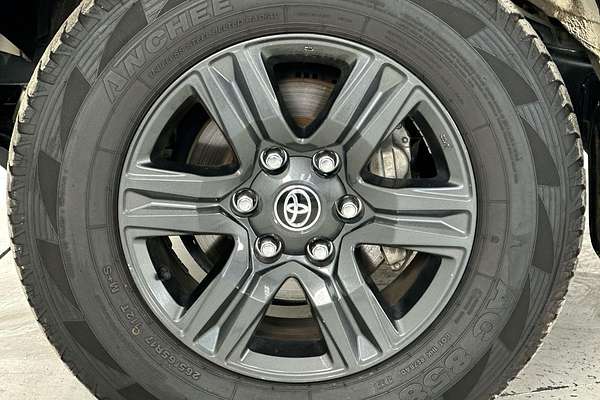 2022 Toyota Hilux SR GUN126R 4X4