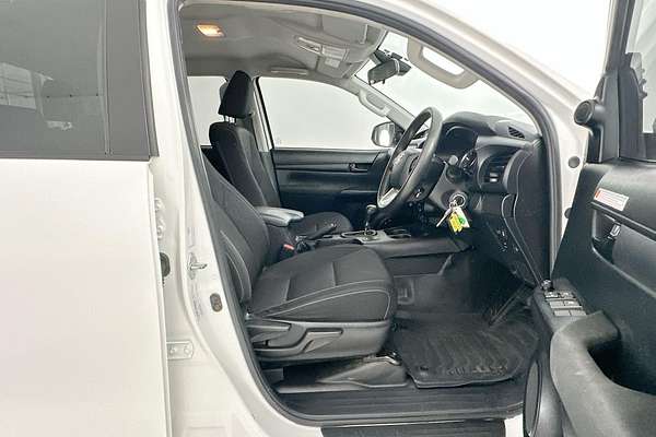 2022 Toyota Hilux SR GUN126R 4X4