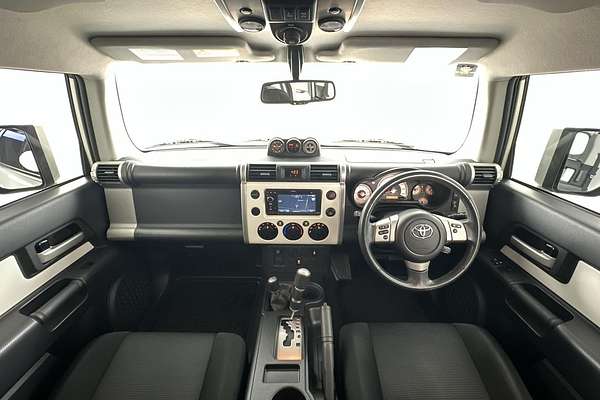 2016 Toyota FJ Cruiser GSJ15R