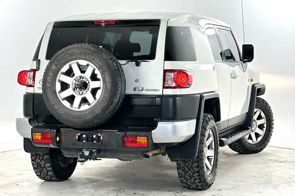 2016 Toyota FJ Cruiser GSJ15R