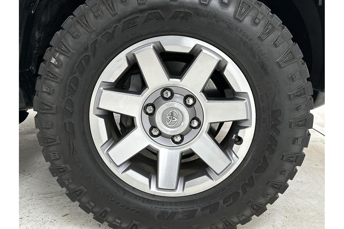2016 Toyota FJ Cruiser GSJ15R